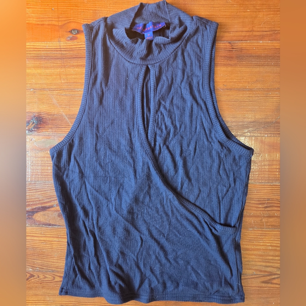 2/$5 Aeropostale Mock-Neck Keyhole Tank Top